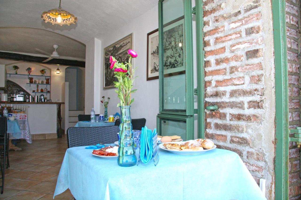 Bb Il Generale Bed & Breakfast ชิลลา ภายนอก รูปภาพ